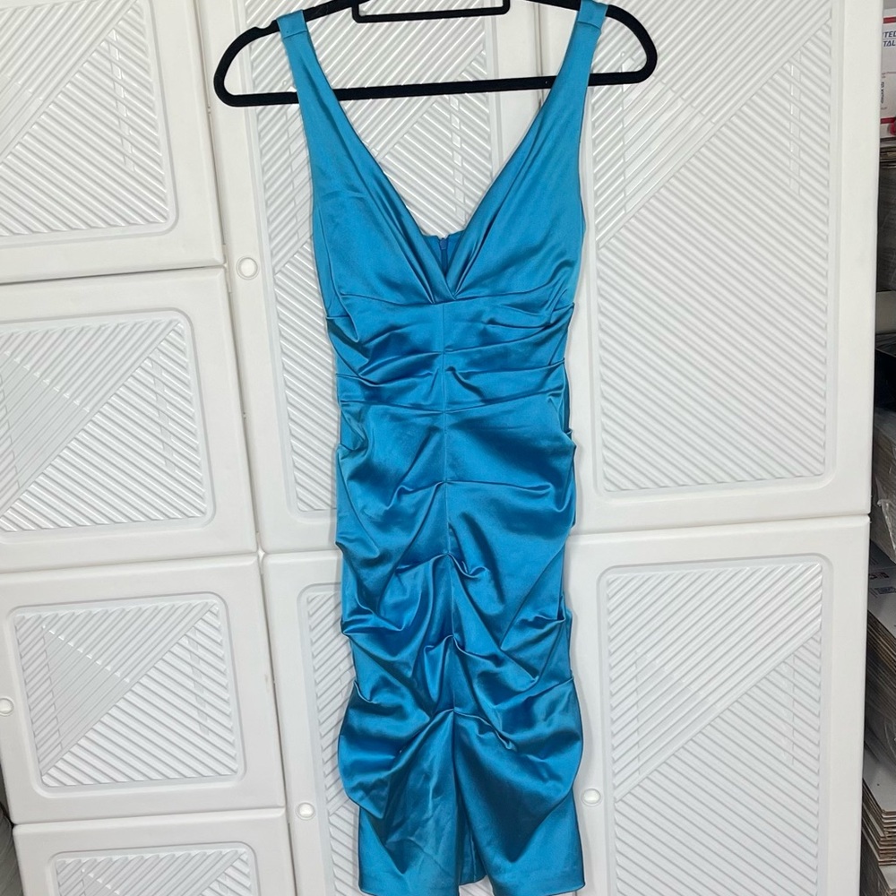 Xscape Blue Bodycon Ruched V-Neck Backless Cocktail Dress